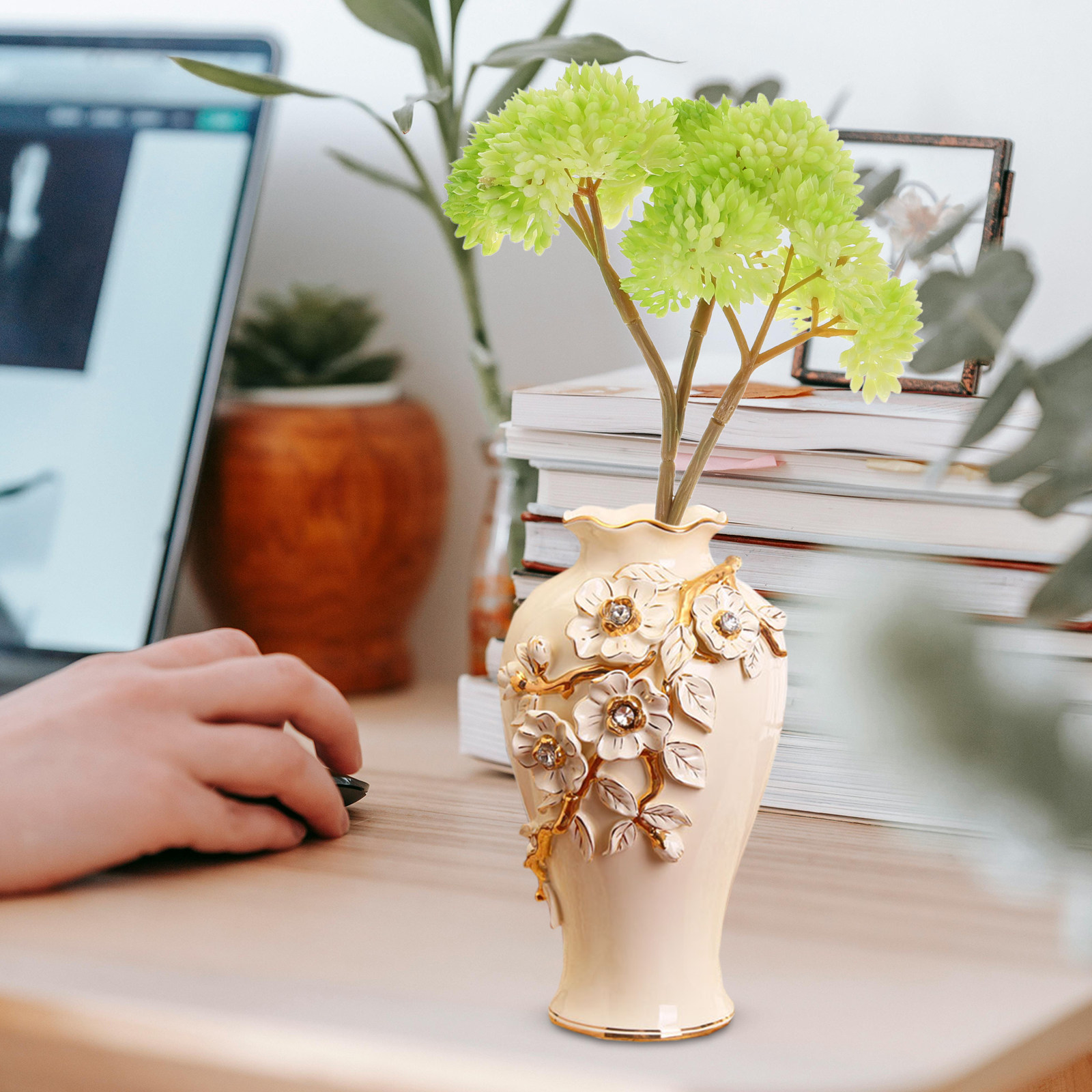 نباتات عصارية اصطناعية واقعية  - مراجعة Desk Setup Home Office وسعره